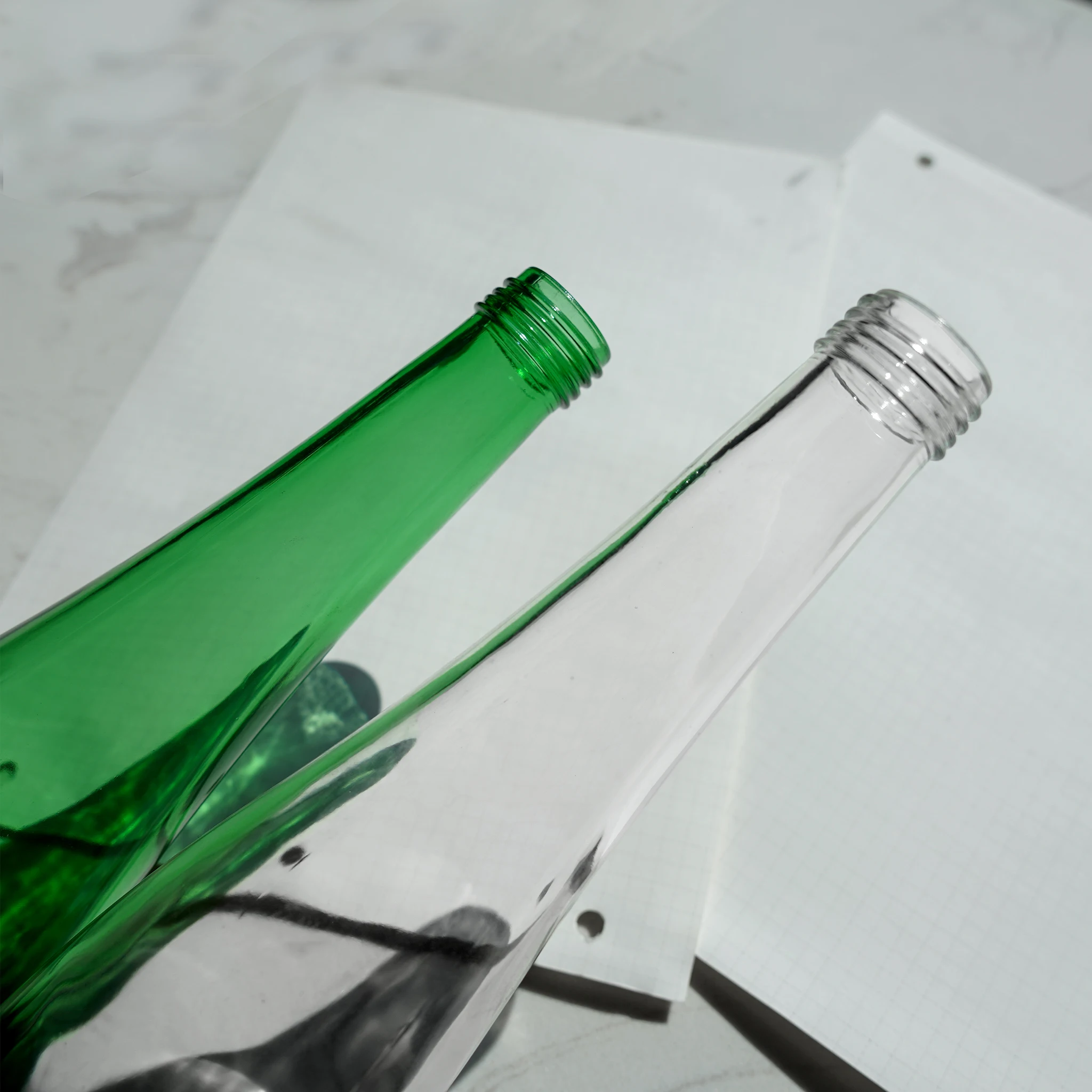 Made in China High Quality 350ml Soda Glass Soda Water Bottle Green and clear Drink Bottle