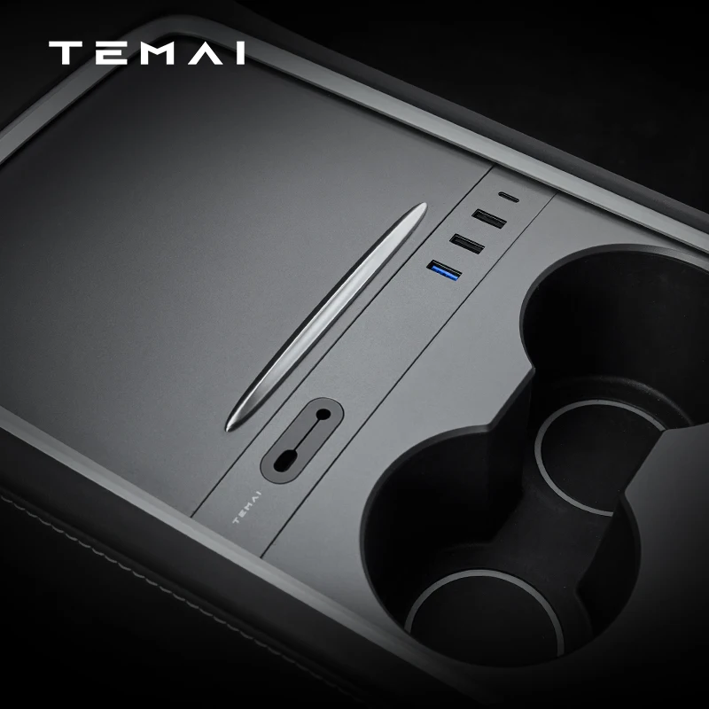 Hot Sell Wholesale Center Console LED Hub 4 in 1 port Fast Charger USB Expander docking Station for Tesla