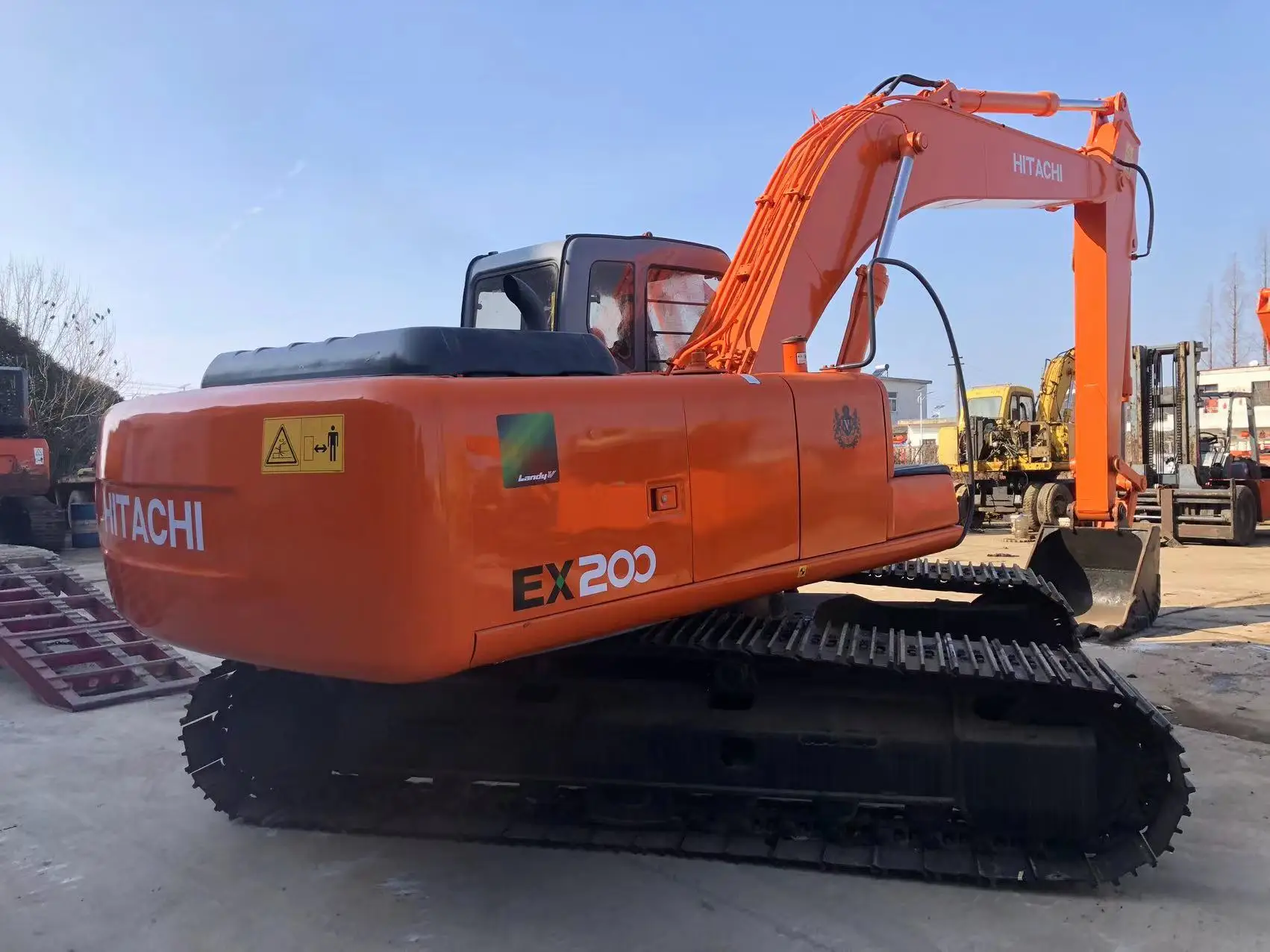 Original Japan Hitachi ZX200 Excavator Hitachi Excavator in Low Price for Hot Sale