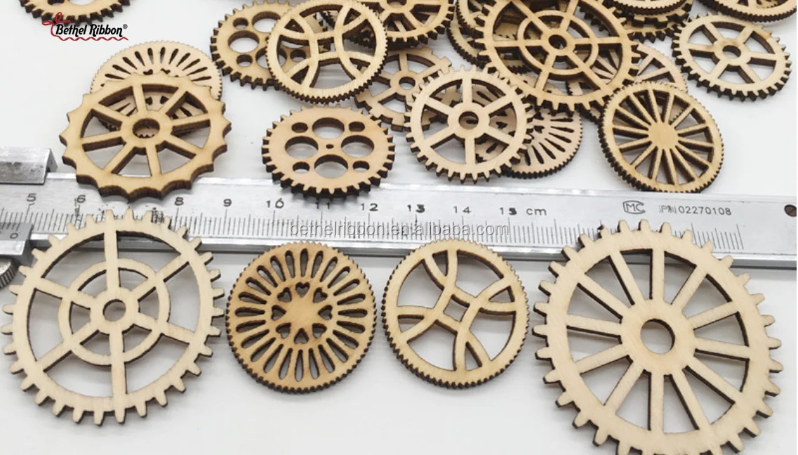 Wooden craft wholesale gear decoration accessories for wall decoration
