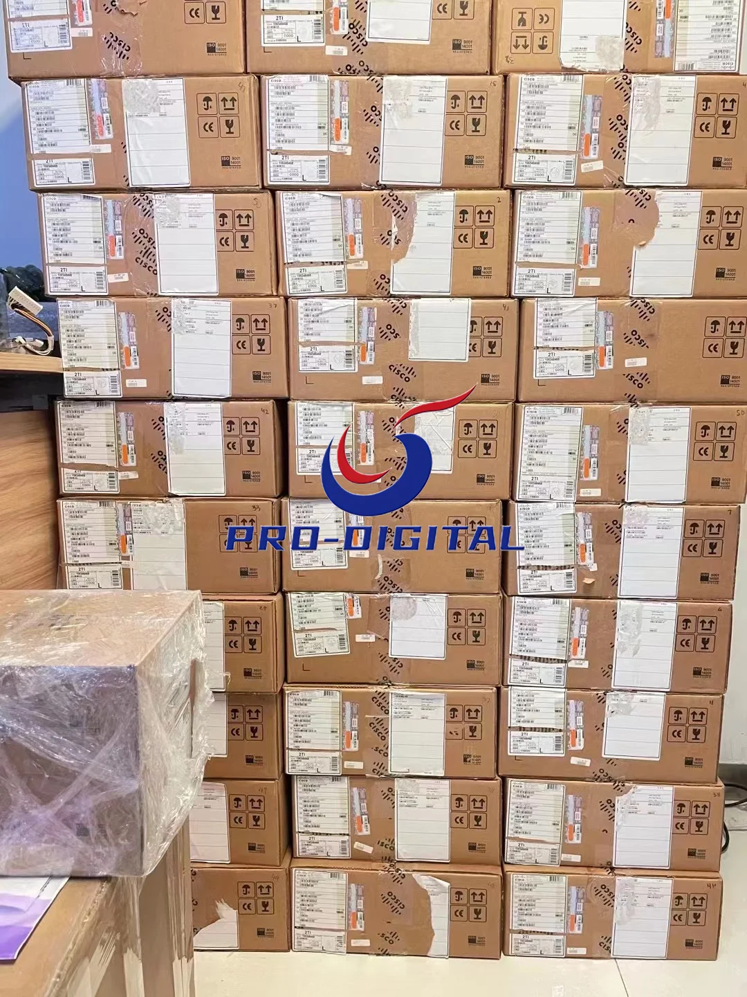 High Quality New 9200 Series 24 Ports POE Ethernet Switch C9200-24T-E In Stock