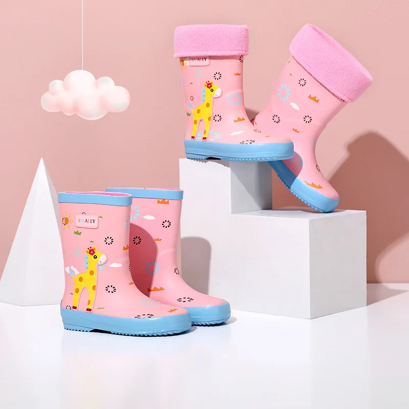 Wholesale Kids Glossy Boot Cute Cartoon Waterproof Rubber Durable Shoes Kids Rain Boots