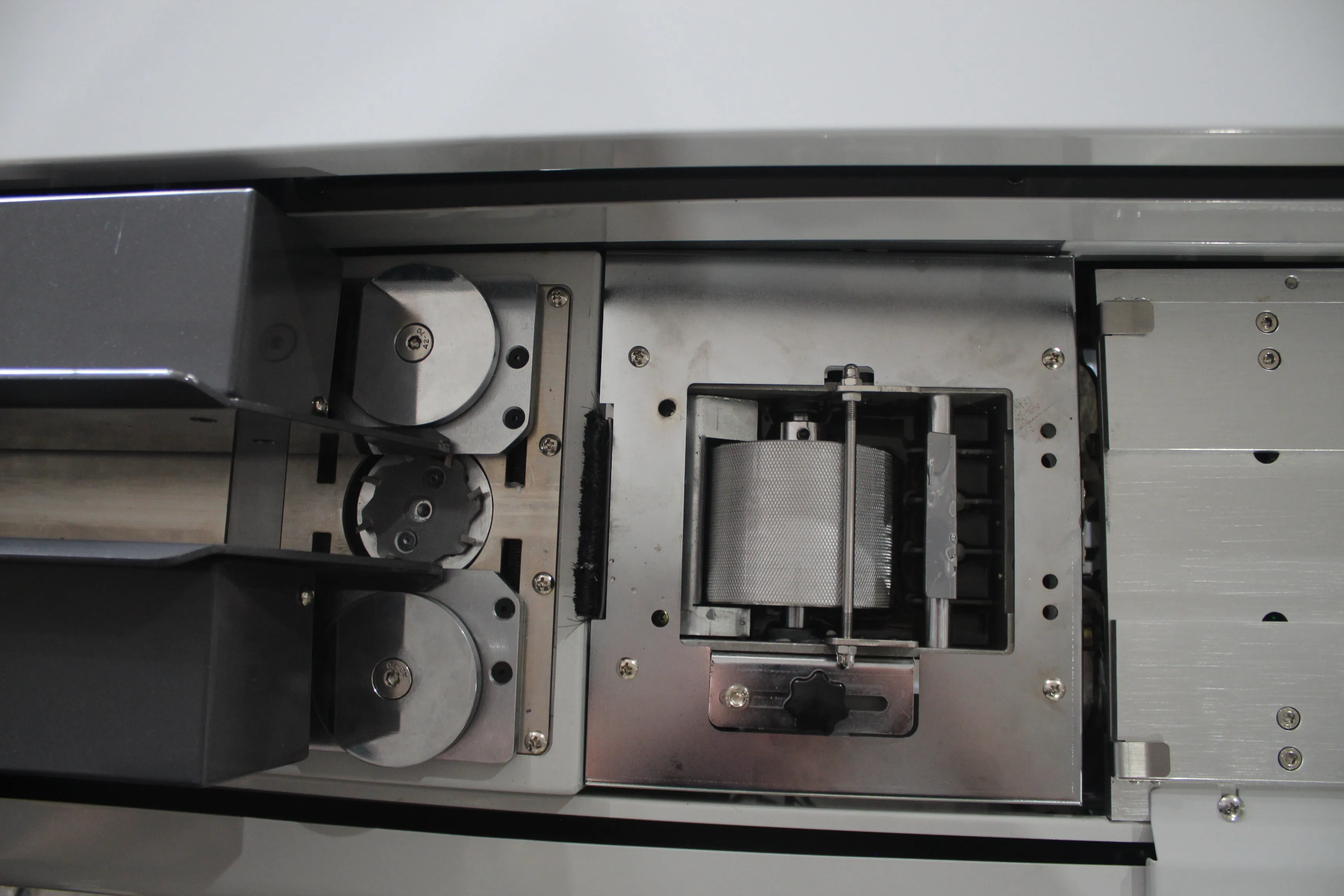 New design desktop glue binding machine electric bookbinding machine perfect glue binder B40F