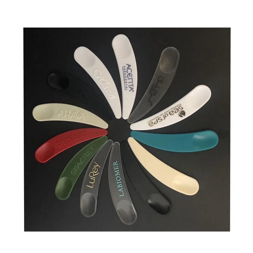 Цветной шпатель 6 см с тисненым логотипом, косметический крем в форме Луны, пластиковый шпатель для маски