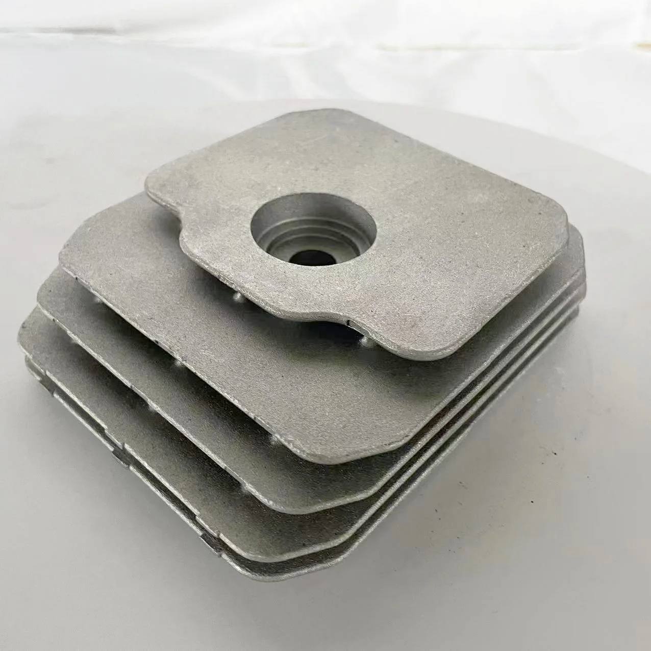 Custom Matching Cylinder Head High Quality OEM Motorcycle Engine Parts Cylinder Head