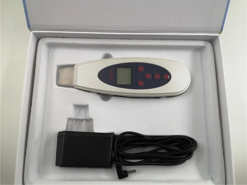 Home Use Portable Ultrasonic Face Facial Care Skin Scrubber for Deep Cleaning