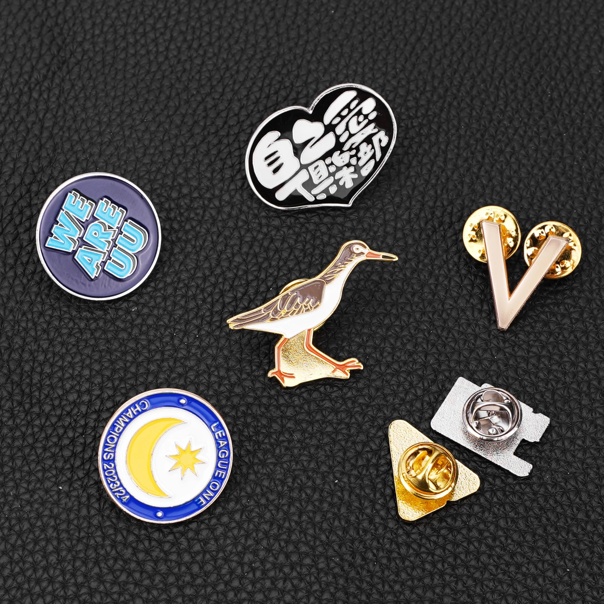 Manufacturer No Minimum Metal Iron Zinc Alloy Pin Custom Logo Soft And Hard Enamel Brooch Badge Lapel Pin