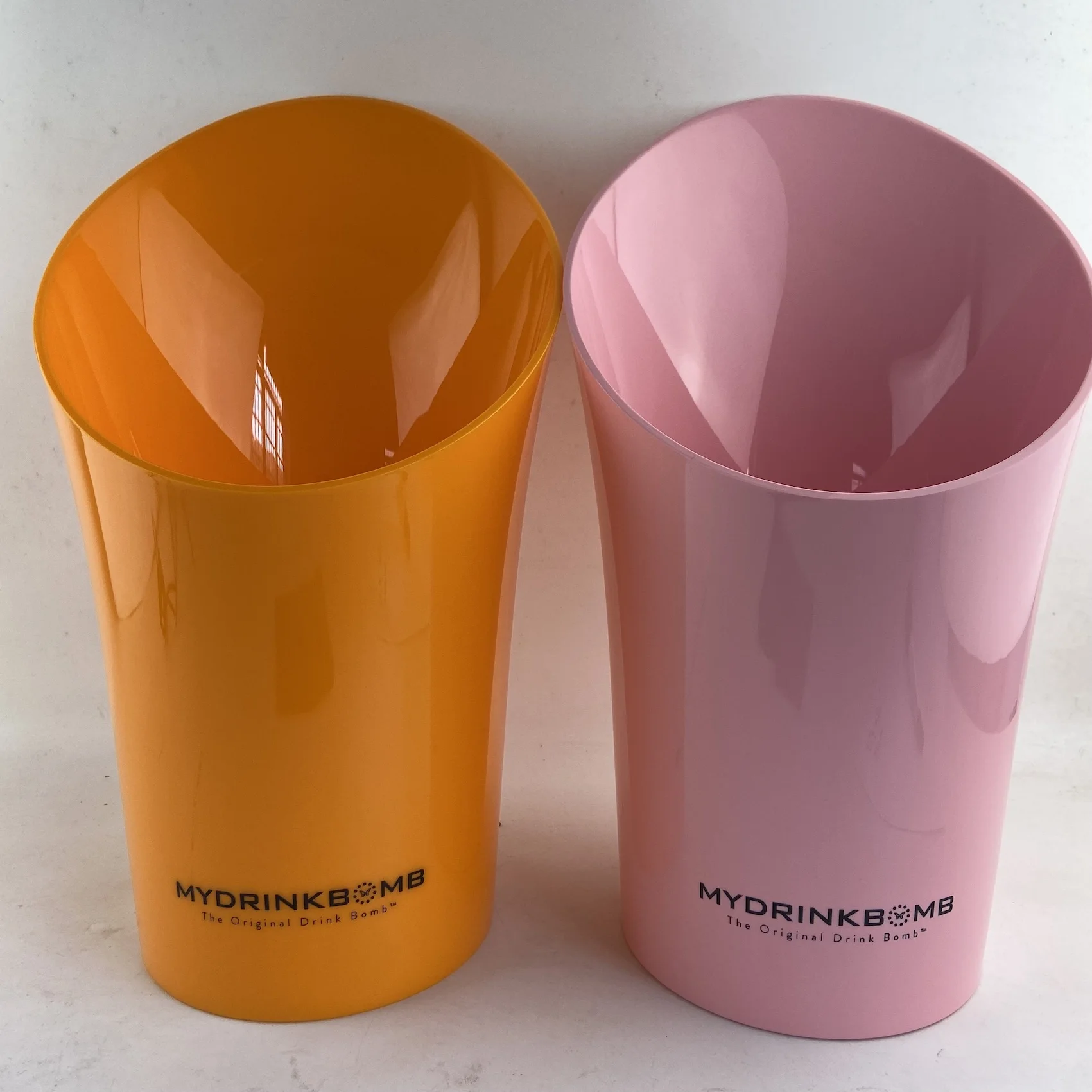 White Plastic Acrylic Champagne Bottle Chiller Ice Bucket