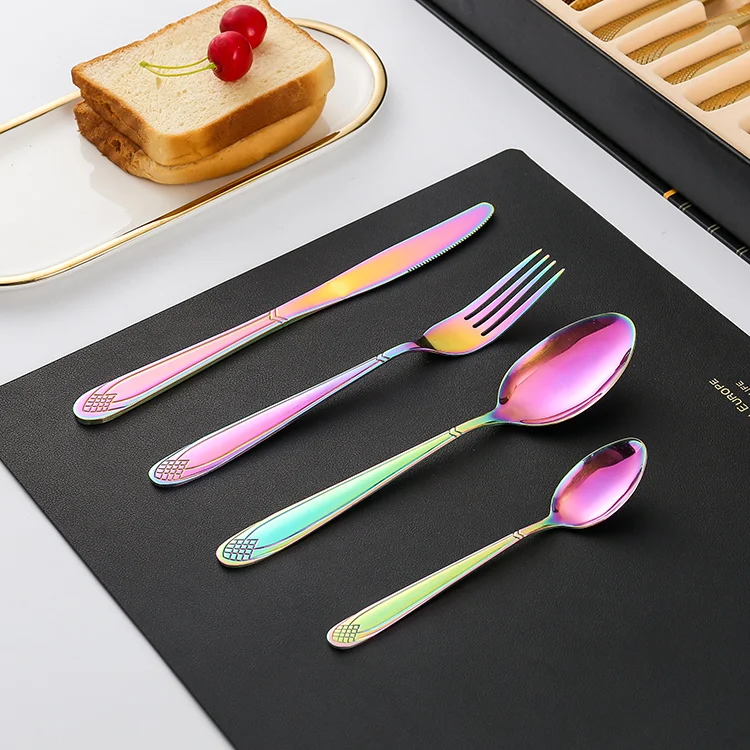 Amazon Best Selling Luxury Gold Stainless Steel 4 Pieces Cutlery Sets Flatware Spoon Fork Knif With Gift Box