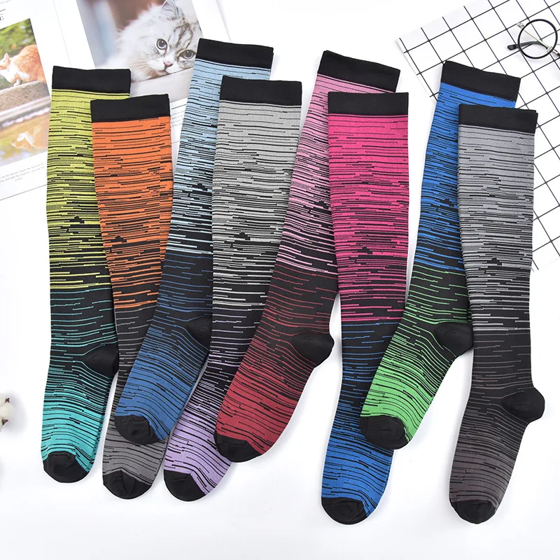 OEM Knee High Men Compression Yoga Soccer Socks Custom Logo Football Socks Design Compression Breathable Running Socks