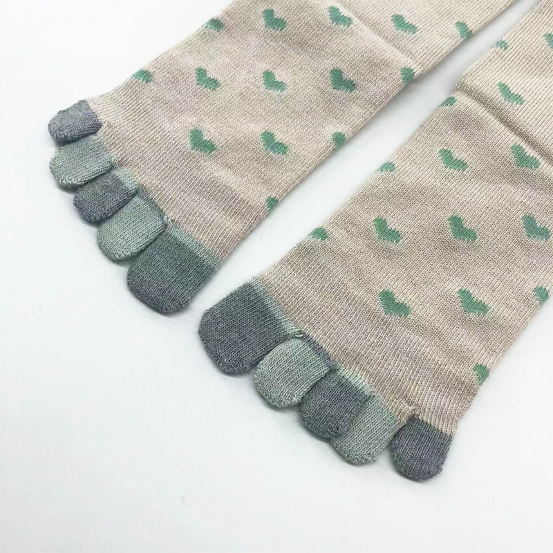 Five Toe Separator Socks Design Custom Comfortable Cotton Women Crew Socks For Daily Wear For Sports