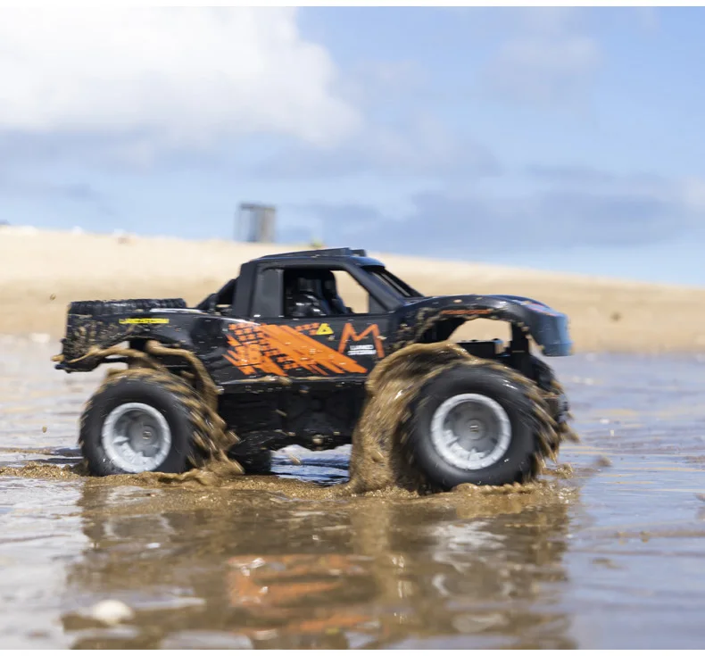 JJRC Q156 2.4 G Four wheel drive amphibious off-road vehicle High speed RC car Toys