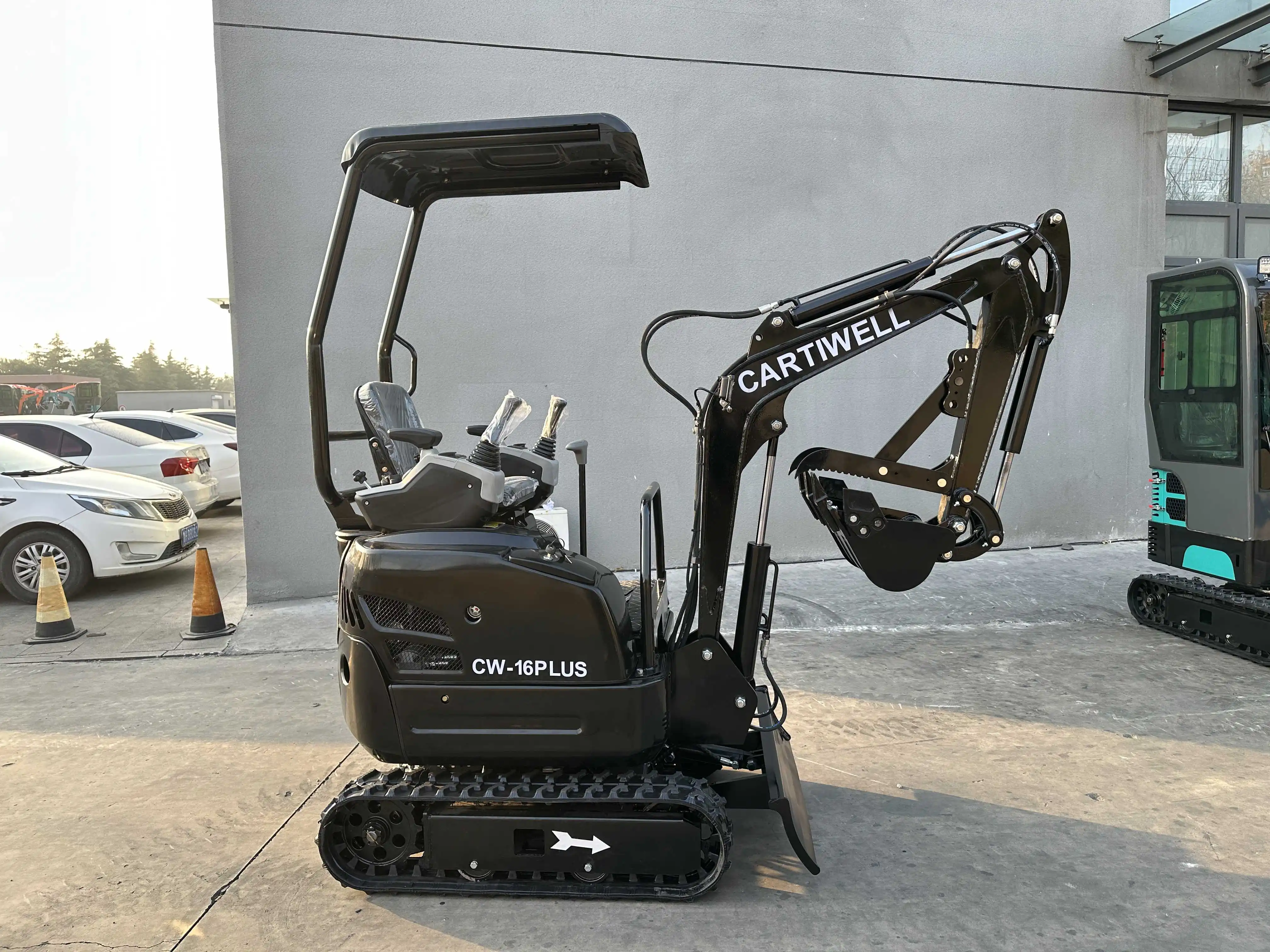 Мини-экскаватор Kubota 2 тонны 5 т