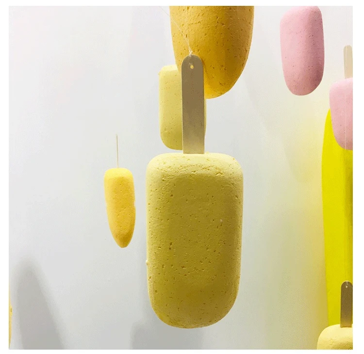 Modern indoor wall ornaments fiberglass lolly pop sculpture upside down ice lolly for outdoor decoration