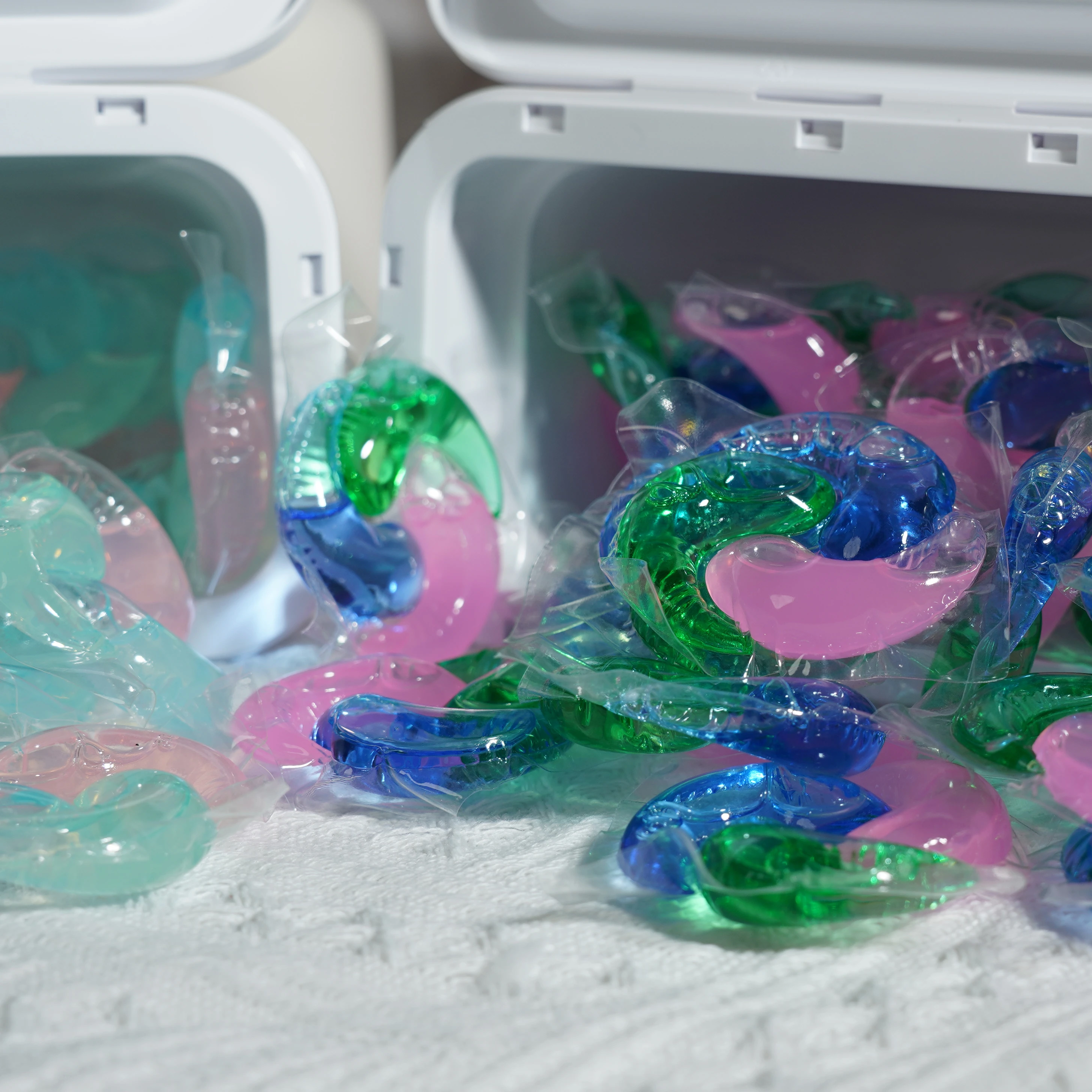 IKEDA hot sales 3 in 1 laundry detergent pods alternative supplier washing capsules detergent organic laundry pods manufacturer