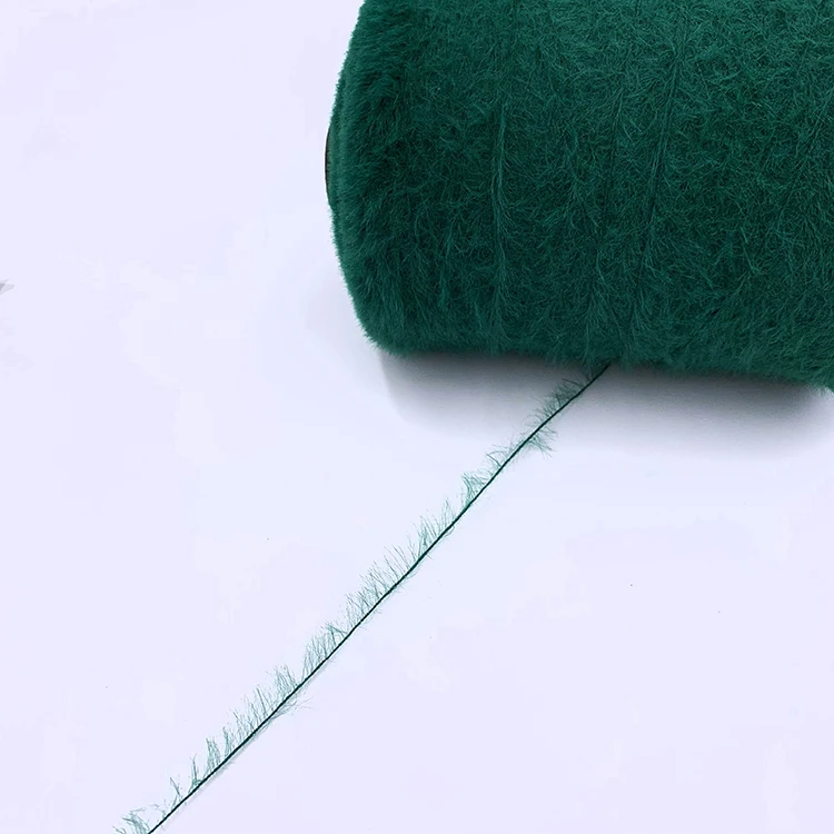 Wholesale softy fancy imitate mink yarn for knitting socks dyed