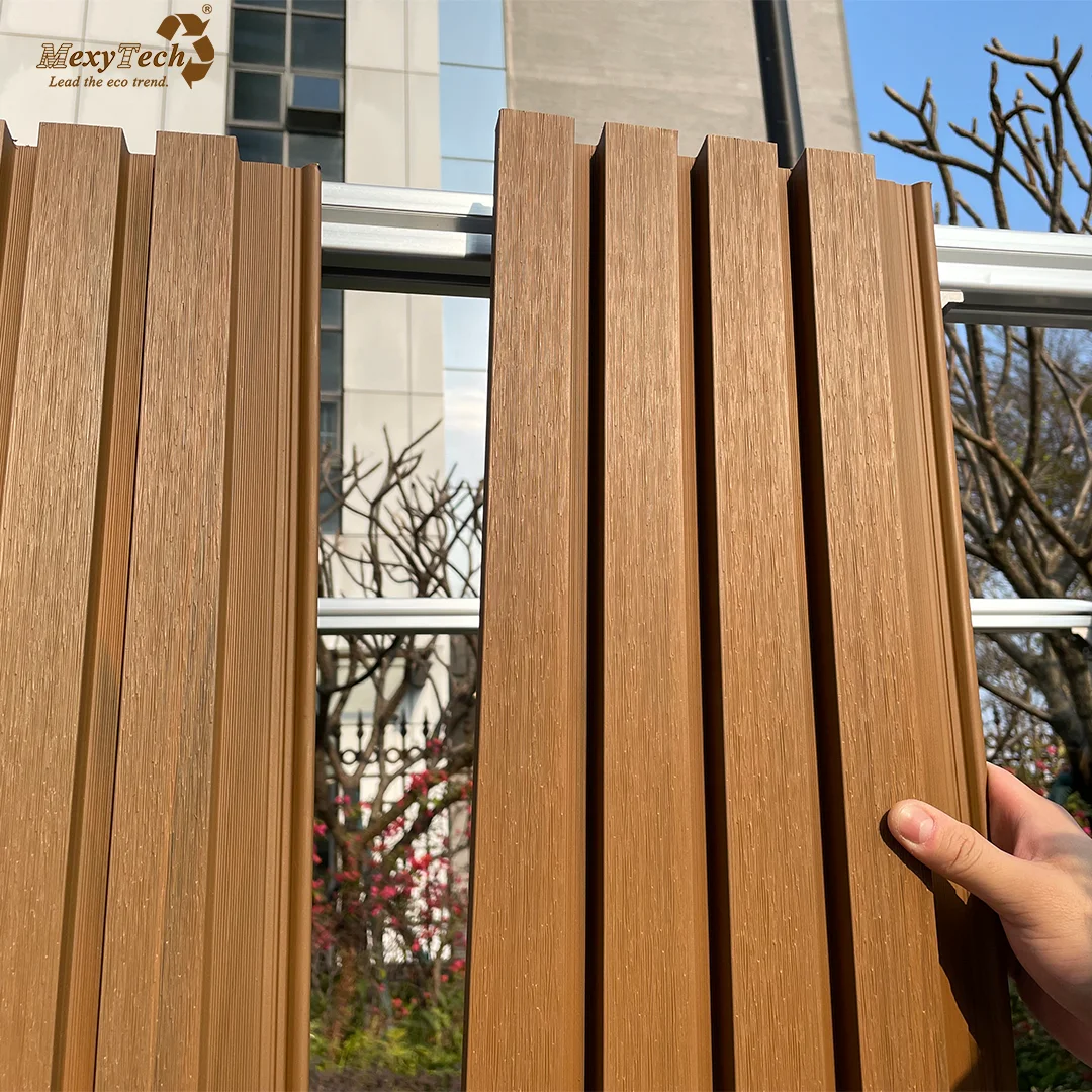 House Exterior Black-White Fluted Composite WPC Wall Panel Outdoor Siding Board Eco-Friendly Panel Building WPC Wall Cladding