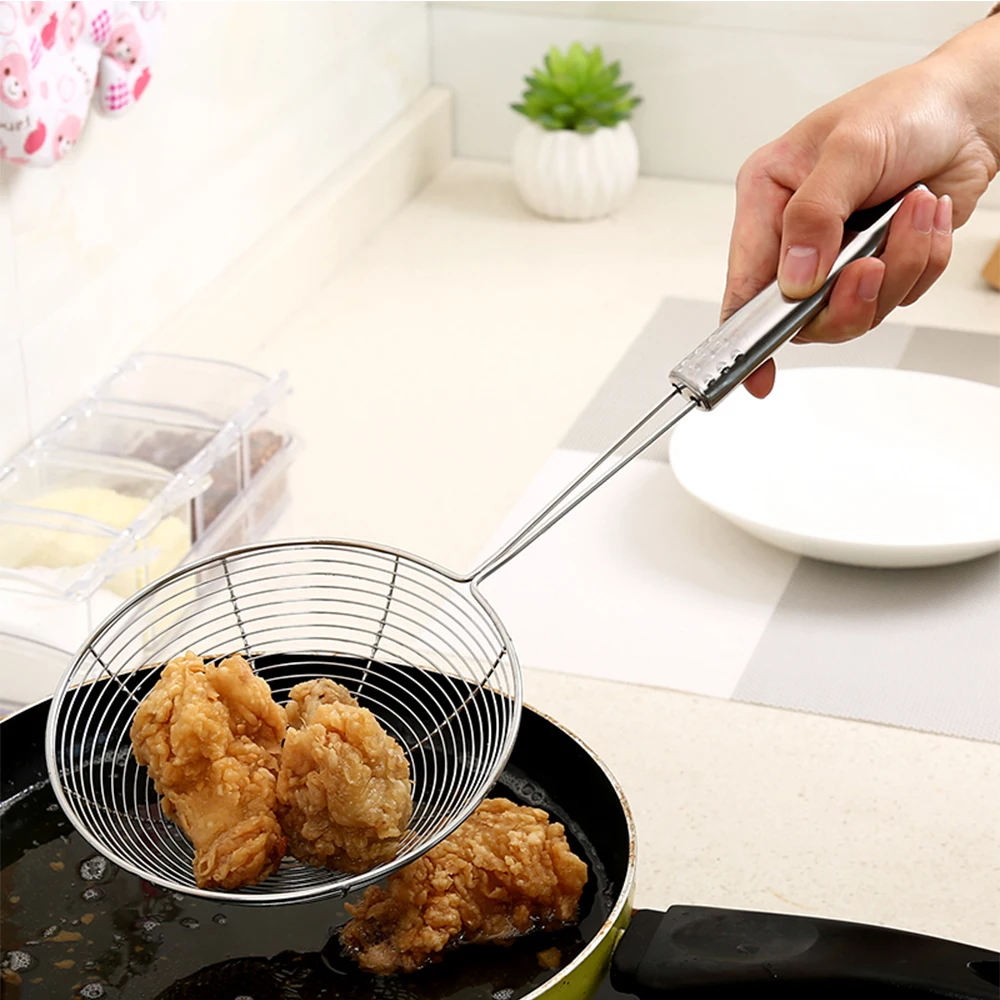 Wholesale Stainless Steel Kitchen Wire Oil Skimmer Ladle Colander Cooking Frying Utensils Wire Pasta Strainer Spoon