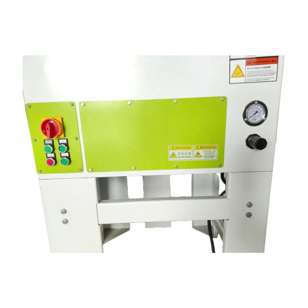 Factory Price Cheap Water Sandblasting Machine Sandblaster on Sale