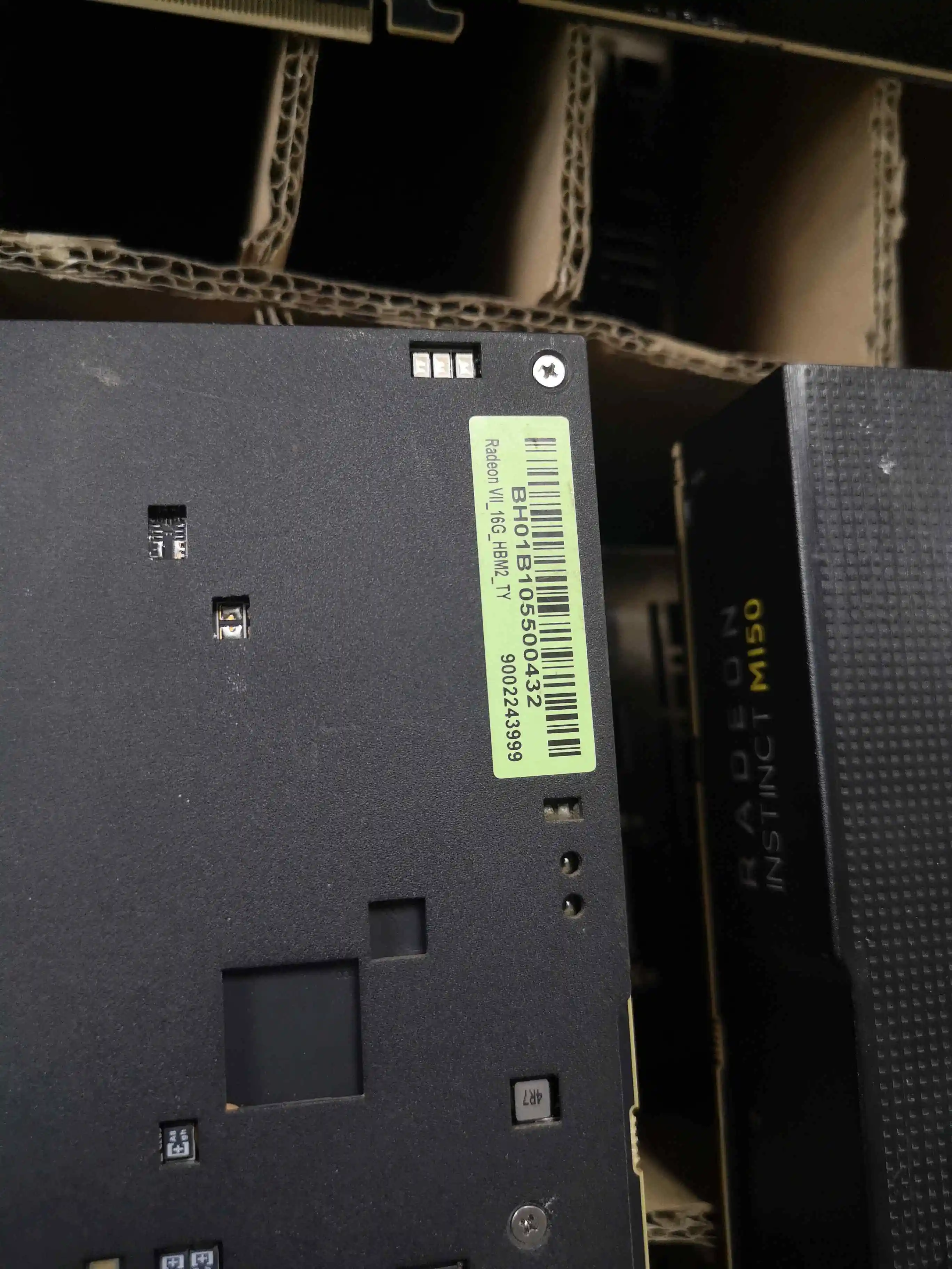 Factory Wholesale Radeon VII mi50 16GB HBM2 Graphics Card mi50 8+8pin MI50 GPU Radeon VII mi50