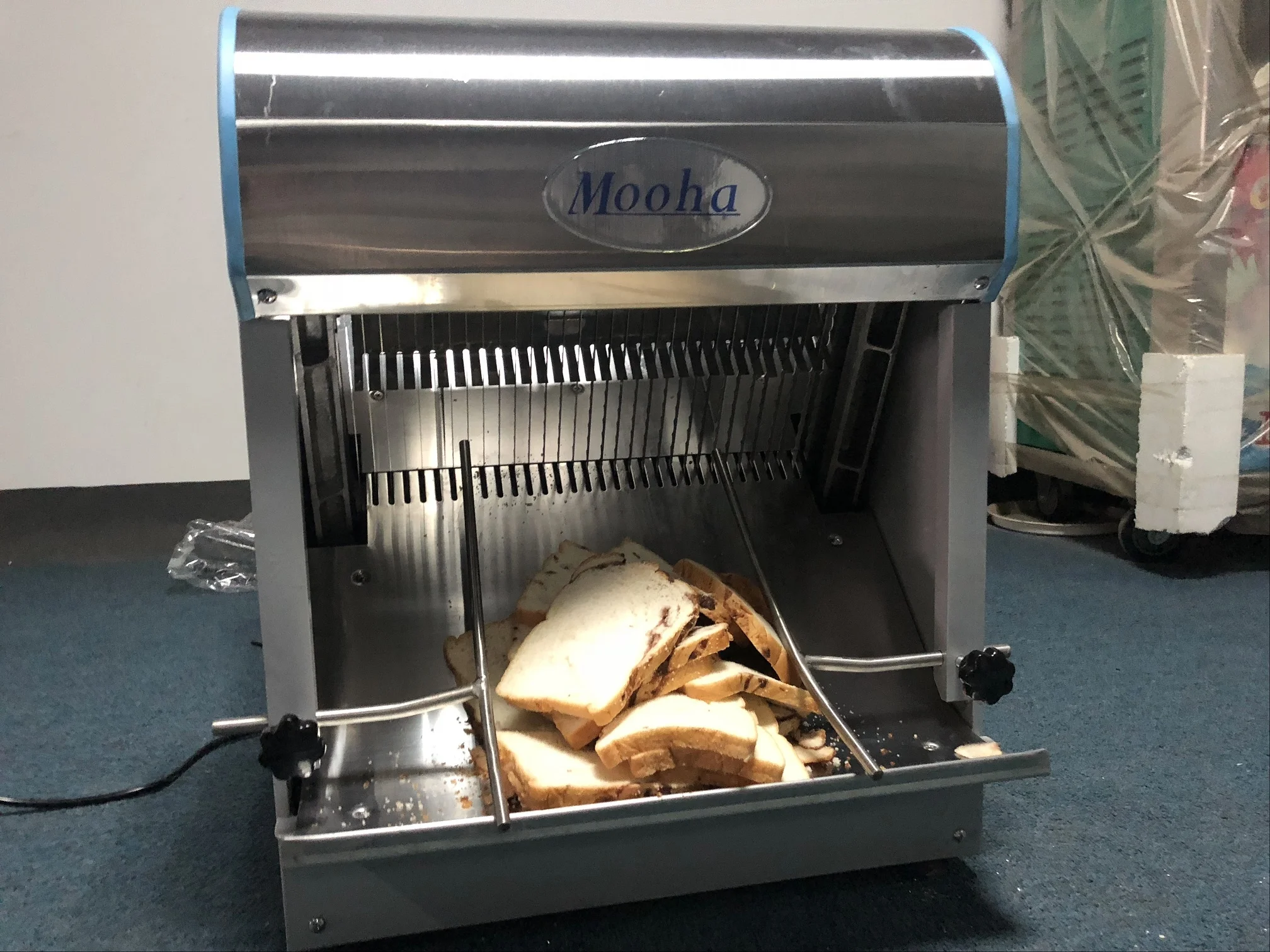 Commercial Bread Slicer Toast Cutter Bakery Baking Line Equipment Loaf Slicing Bread Maker Machine Loaf Bread Slicer