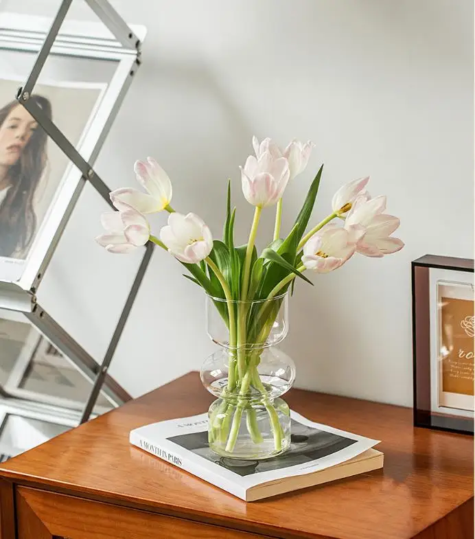 Elegant Customized Glass Vase Decoration for Living Room Color Pink Black Clear Decoration Glass Vase Candle Hoder