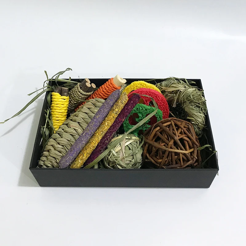 Hanging Rabbit Chew Sticks grass Cake Timothy Hay Treats For Bunny Chinchilla Guinea Pig Hamster Molar Snack Toy