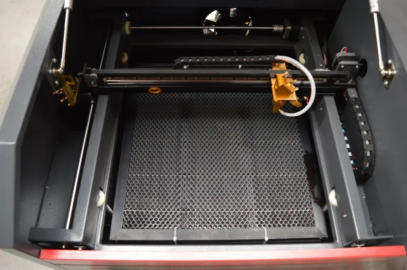 
40/50 watt 400x400mm Ruida Controller Water Cooling CO2 Laser Engraving Machines 