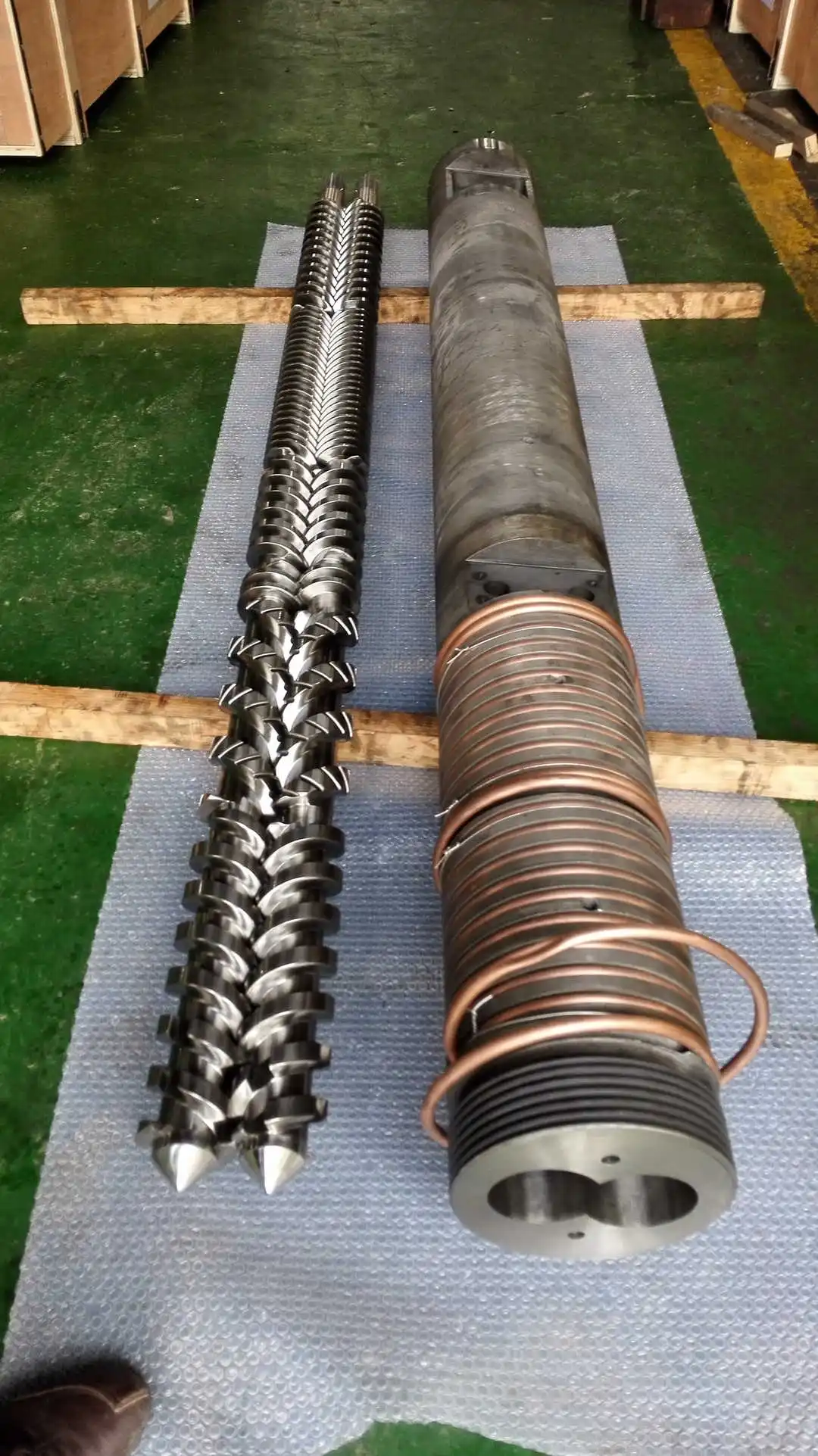 Machine Model WEBER DS12.32 DS 13.22 DS 850/2b PARALLEL TWIN SCREW BARREL FOR PVC EXTRUDER