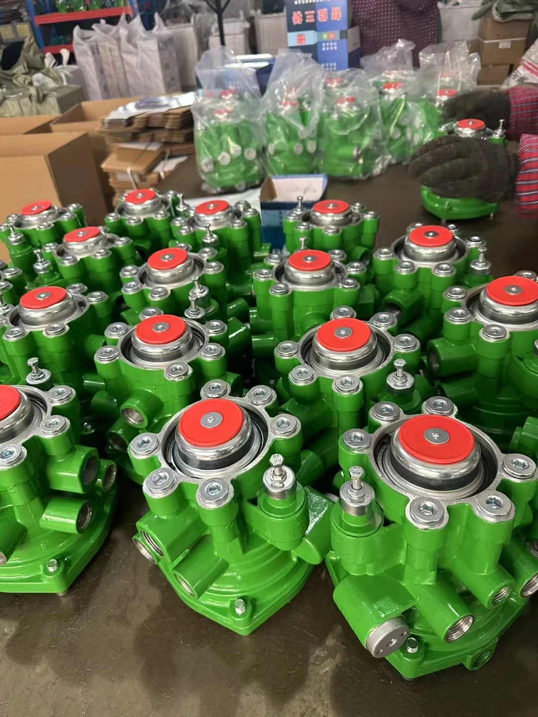 Hot Sale  Relay Valve 9730110000 For DAF MERCEDES VOLVO SCANIA MAN IVECO NEOPLAN European Heavy Truck Spare Parts