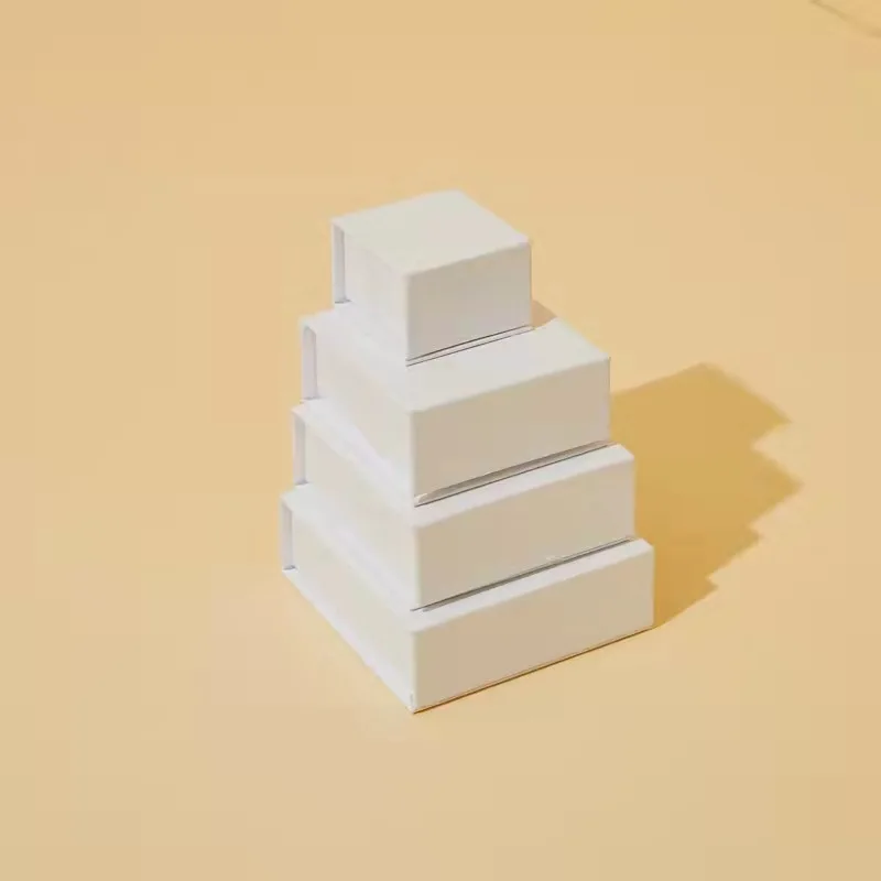  (4)