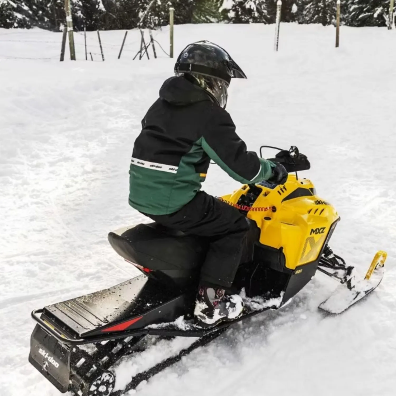 BEST SELLING 2023 ski doo Snowmobile 120 200 Swltchback