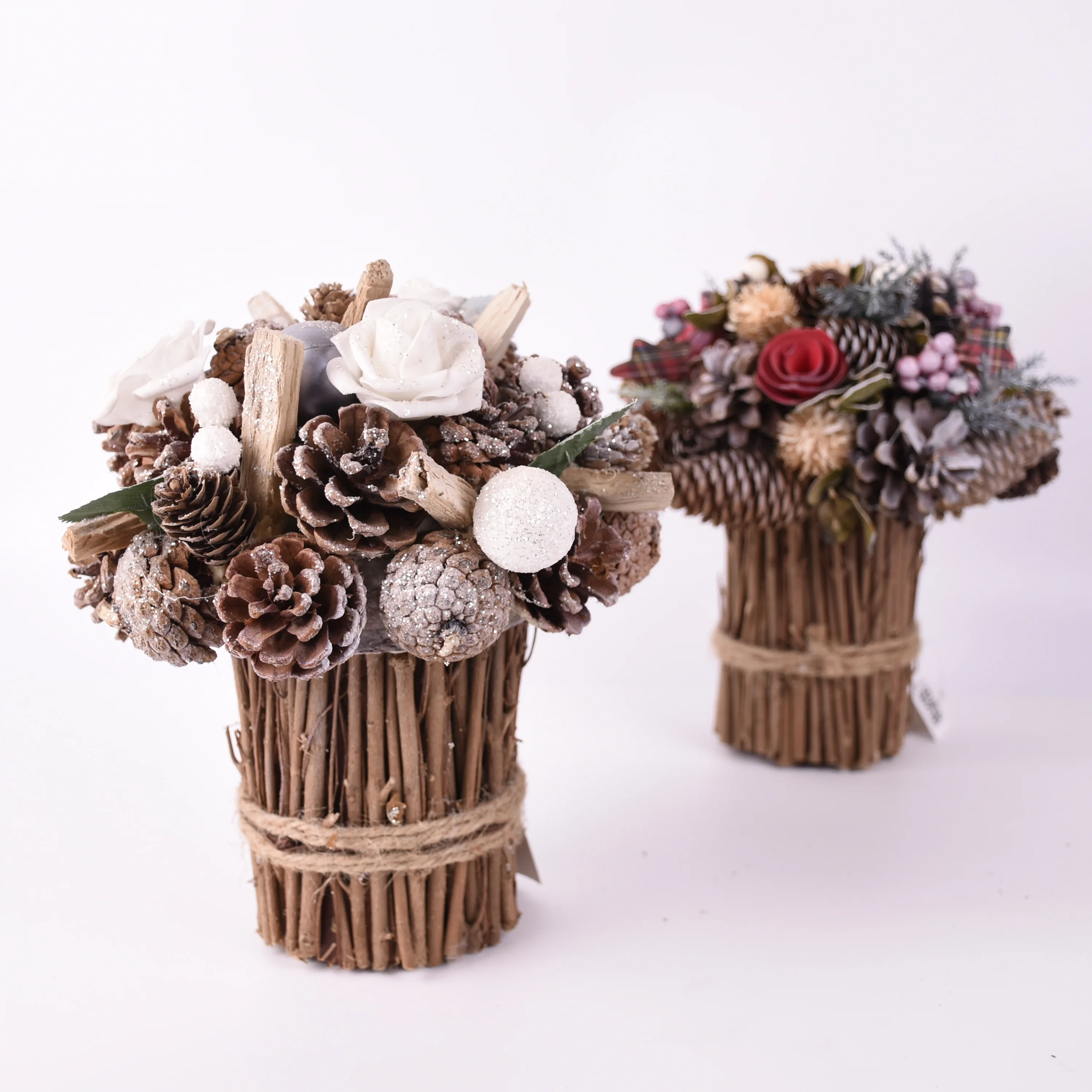 BSCI Manufacturer Customized Natural Handmade Home Christmas Bouquet Christmas Tabletop Decoration