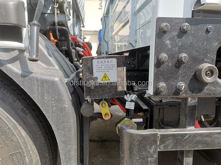 DONG FENG single row cab 4x2 6 wheeler 106.95kwh long range electrical electric light work truck