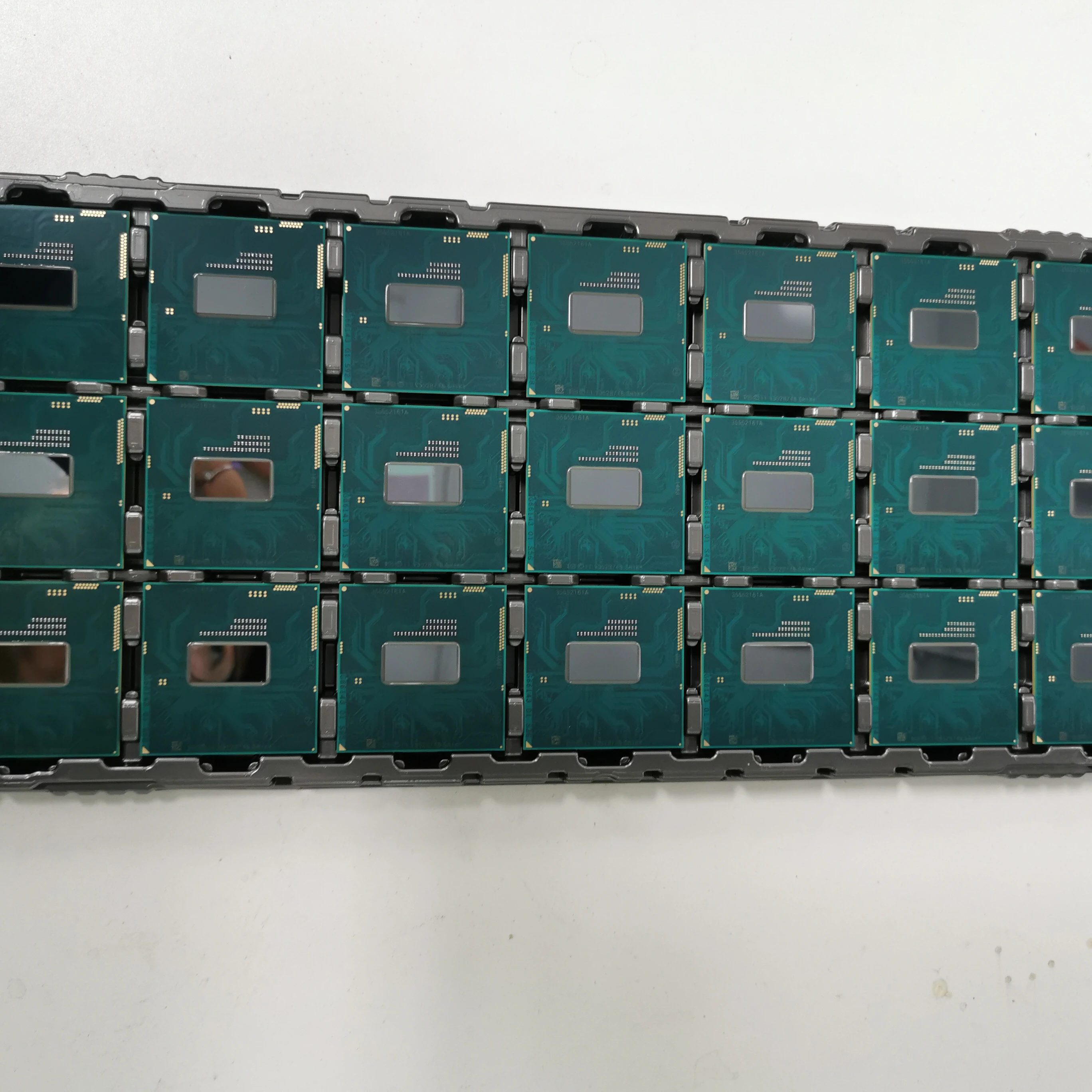 Совершенно новый процессор для ноутбука Intel Core CPU i7-4610M (4M, до 3,70 GHz) SR1KY CW8064701486301 Haswell FCPGA946