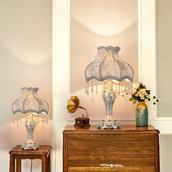 European Princess Warm Table Lamp Mid-Century Desk Lamps Reading Fabric Lamp Shade for Living Room  Bedroom