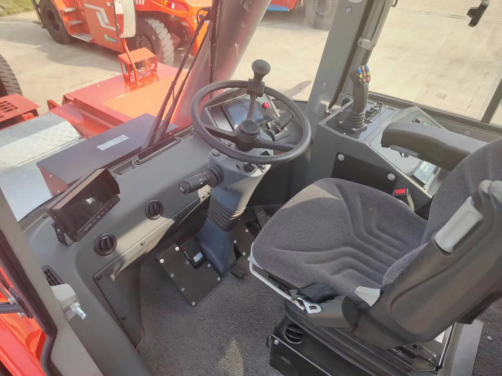 Good Condition 45 ton Heli Reach Stacker RSHD45 Container Handler For Sale