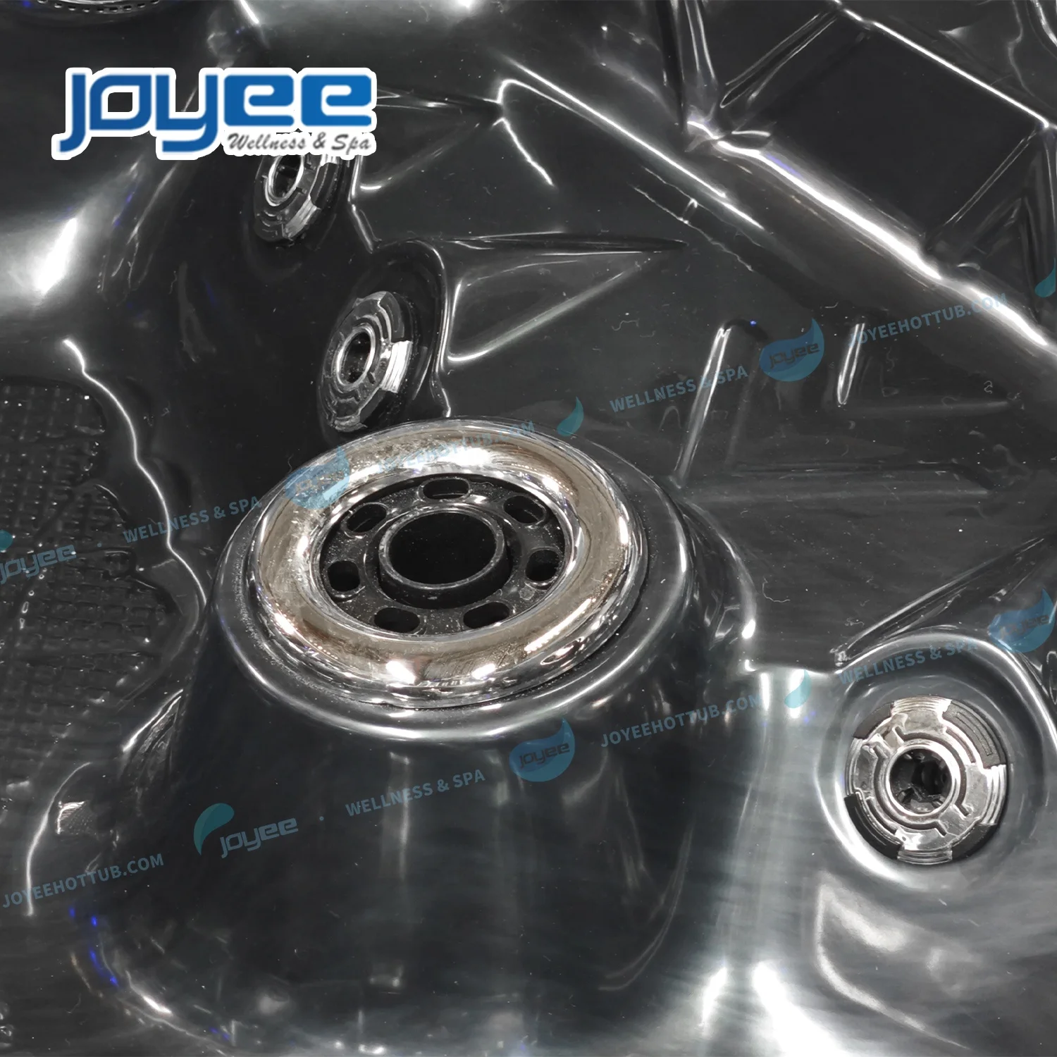 JOYEE Top 3 High Quality Outdoor Indoor Spa Tub Deluxe Five Persons Soaking Massage Body Spa Hot Tub