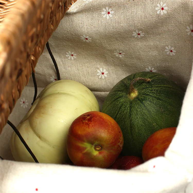 Wholesale Handmade Outdoor Living Camping Home Decor Wicker Gift Storage Picnic Baskets with Handle