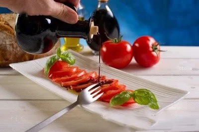 reliable supplier of 15% BALSAMIC VINEGAR as  Beverage Industrial Use