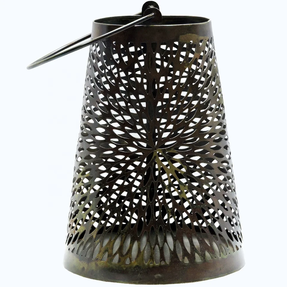 Iron Metal lantern new arrival 2022 antique color lantern candle holder use for light decoration