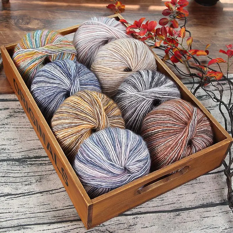 The best selling colorful cotton yarn is a colorful rainbow cotton yarn used for hand weaving