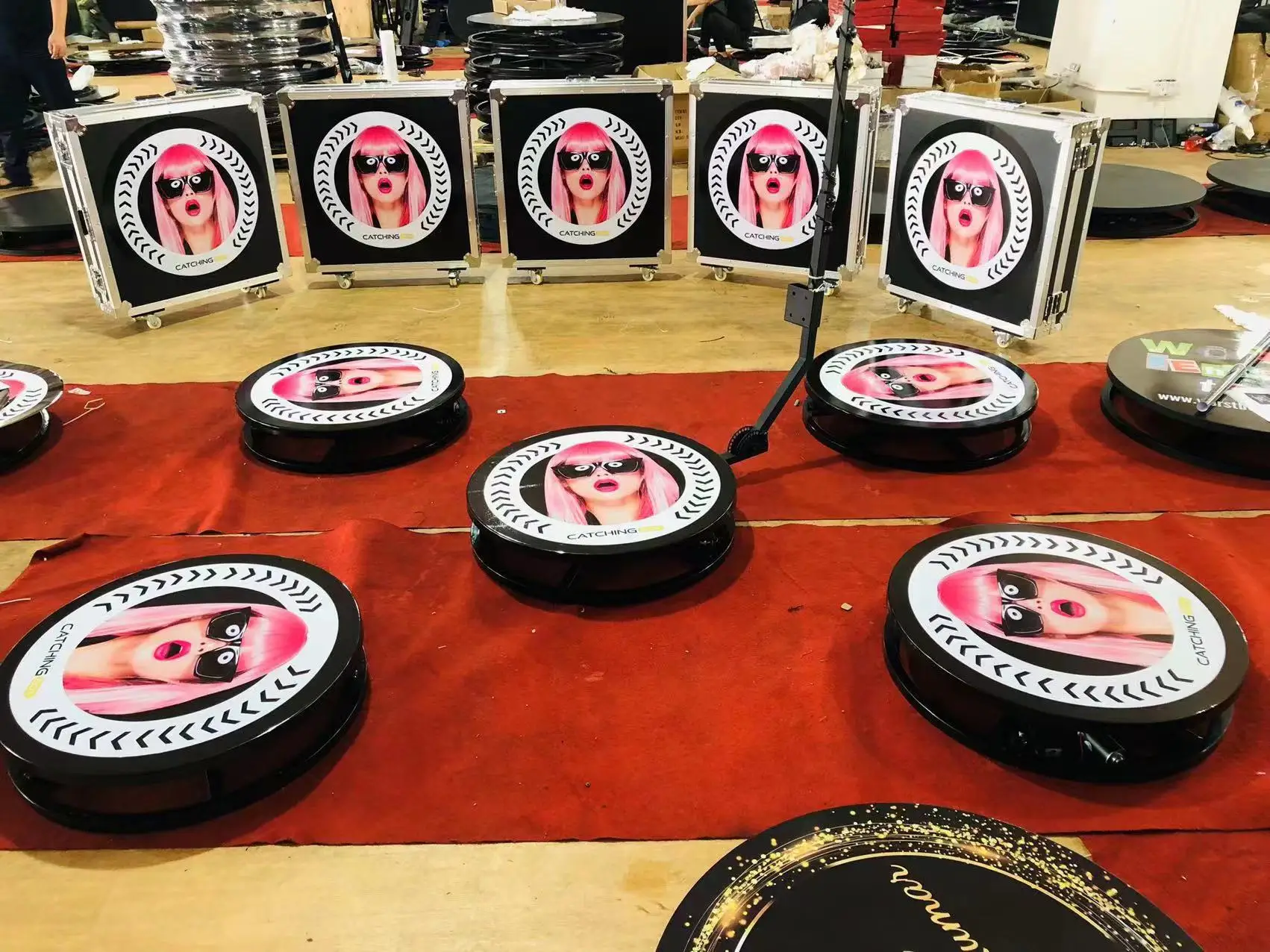 Hot Sale New Portable Selfie 360 Spinner Degree Platform Business Photo Booth Wedding and events 360 Video for rentl Booth