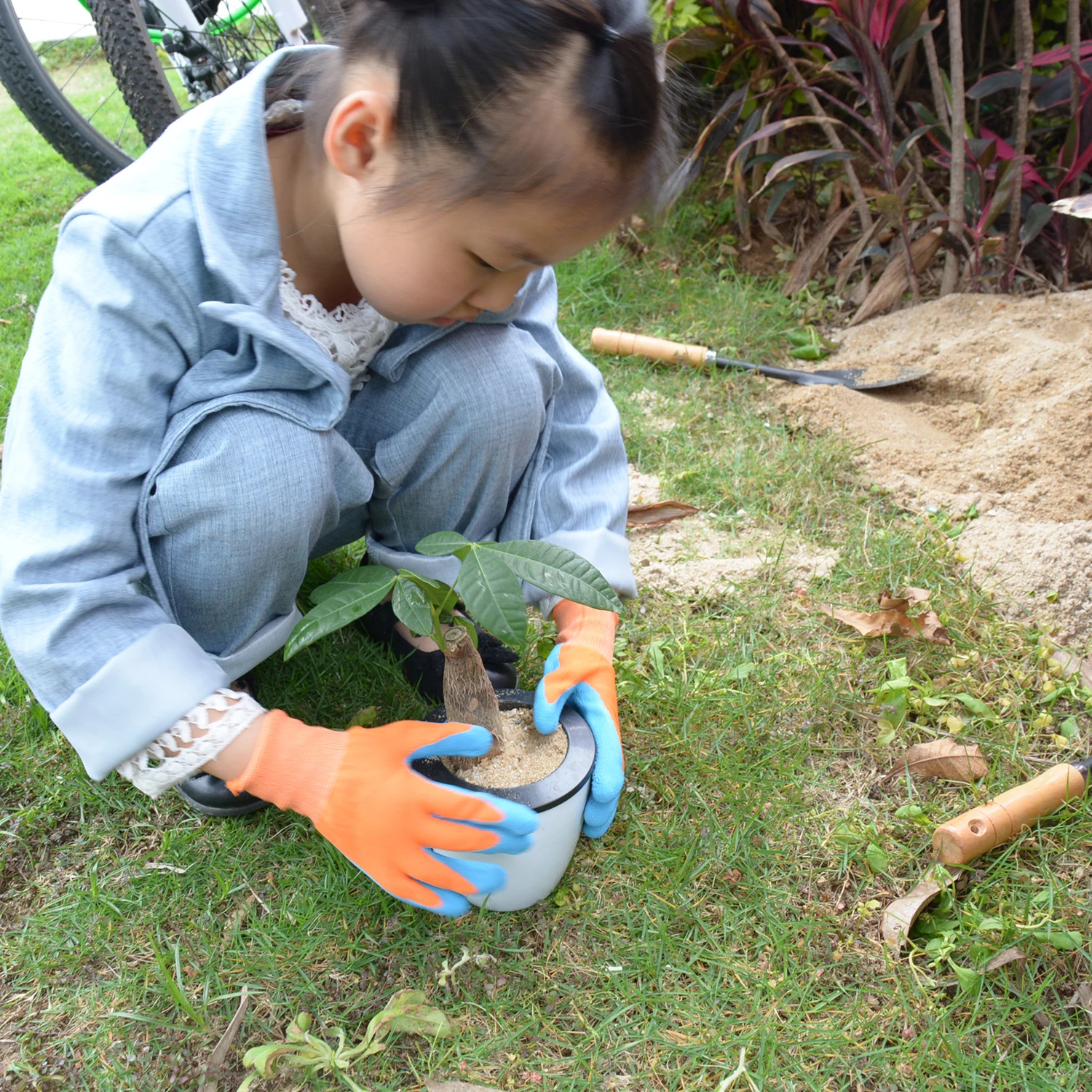 HANDLANDY In Stock Flexible Boys and Girls Foam Latex Yard Work Thorn Proof Kids Children Garden Gloves