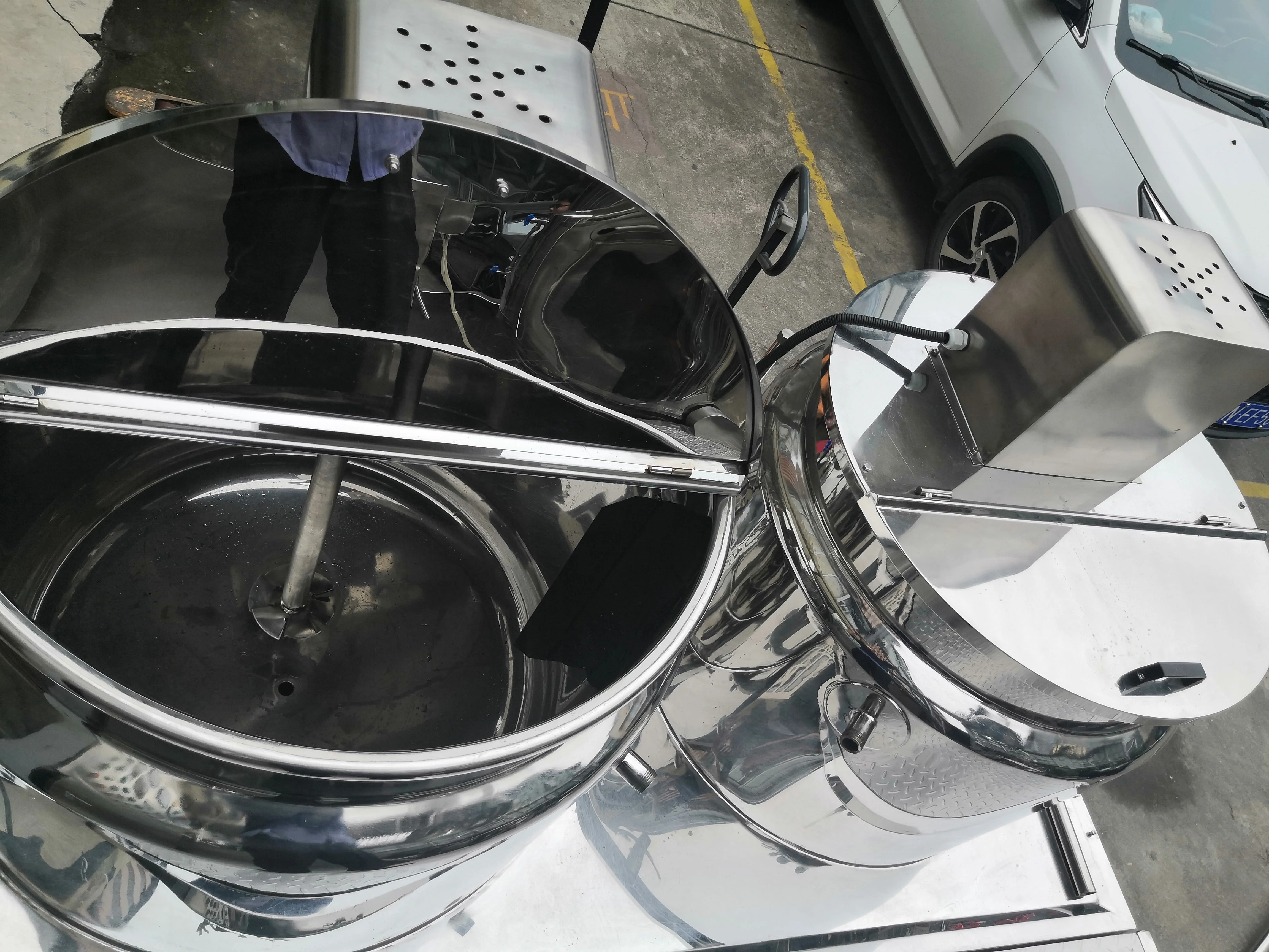 Hydraulic Lifting Vacuum Emulsifying Mixer 500L Capacity SUS314