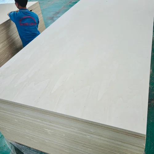 Poplar Plywood Best Quality Anti-Slip High-Strength 12/15/18Mm Thickness From Vietnam Manufacturer