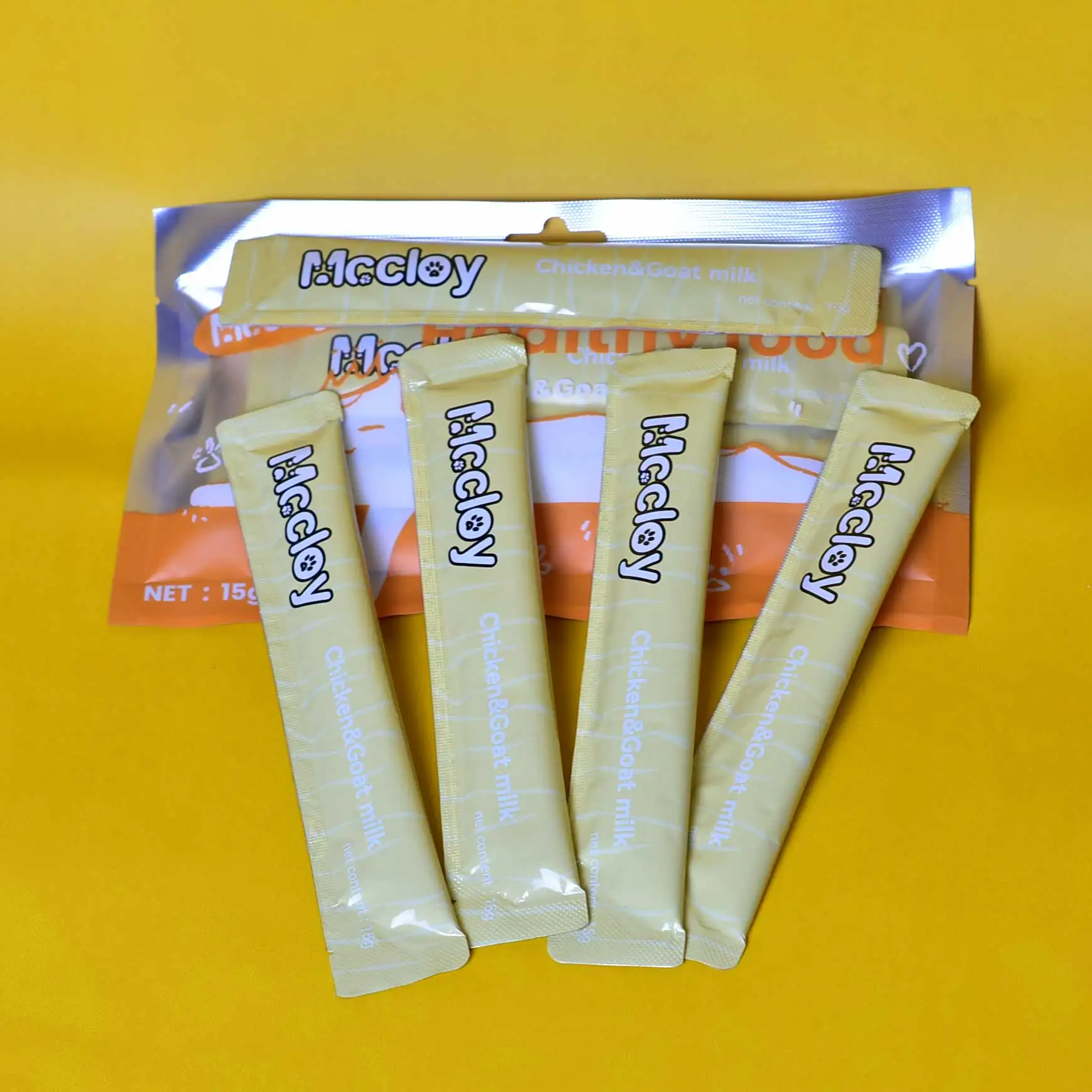 Nutritious Cat Treat Sticks mccloy  15g*5 Wet Food and Creamy Cat Snacks Pet Treats Targeting Cats