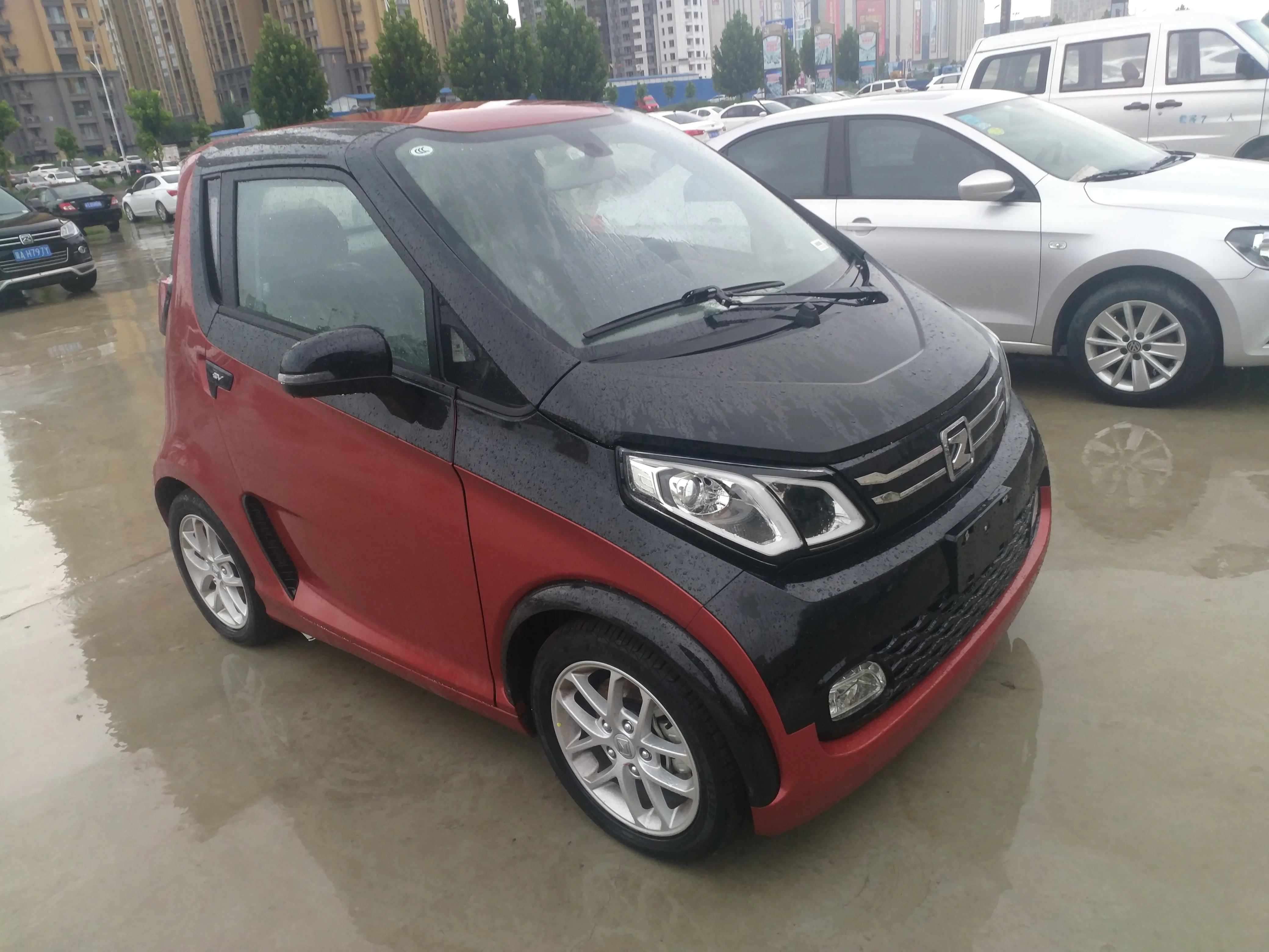 Good design 2 seats  electric mini car with high speed and lithium battery