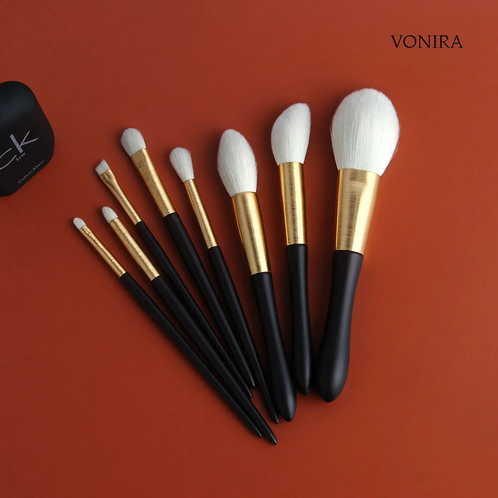 Vonira OEM Professional 8 Pieces Golden Natural Animal Goat Hair Makeup Brush Set Free Sample Customised Cosmetic Brushes Making