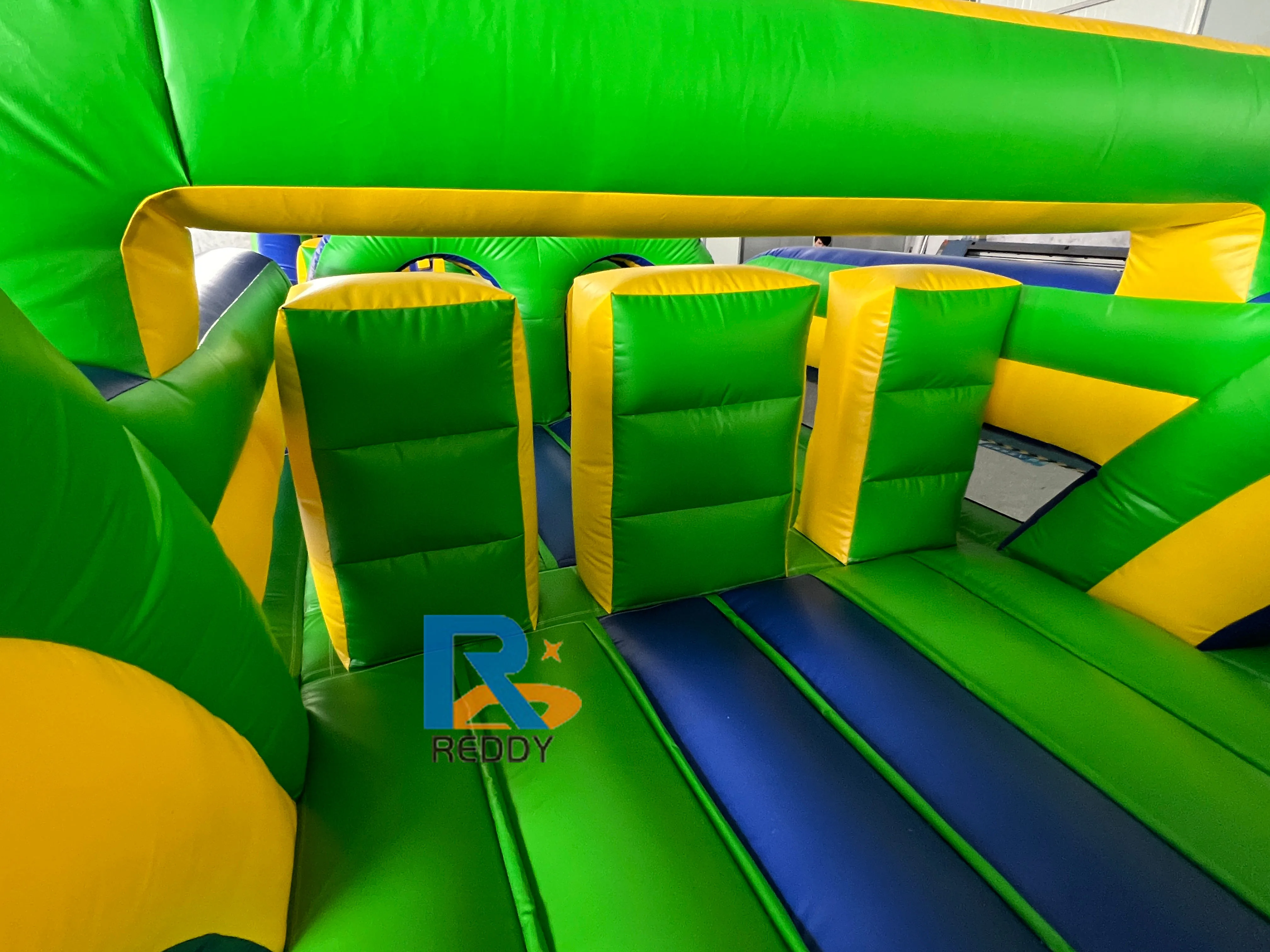 Customized Commercial Inflatable Bouncy Obstacle Course Playground Exciting Fun for All Ages